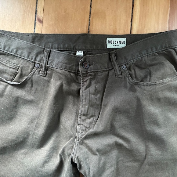 Todd Snyder Stretch 5 Pocket Chino in Oak Moss - Picture 2 of 3